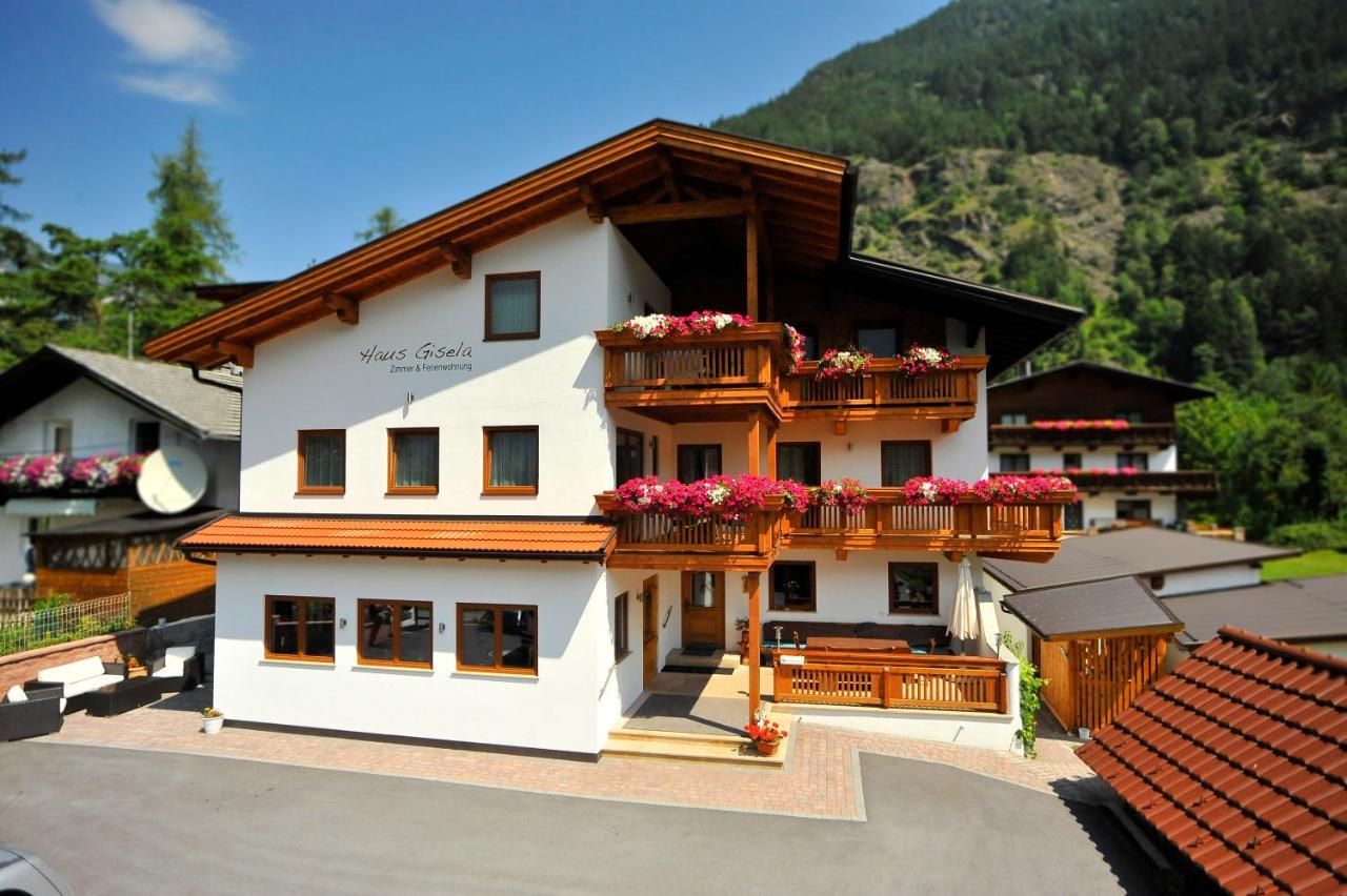 Hotel Haus Gisela Oetz Esterno foto