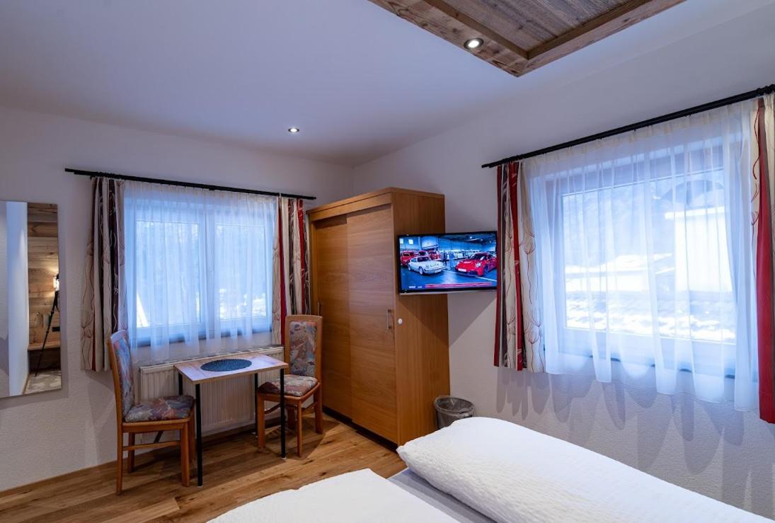 Hotel Haus Gisela Oetz Esterno foto