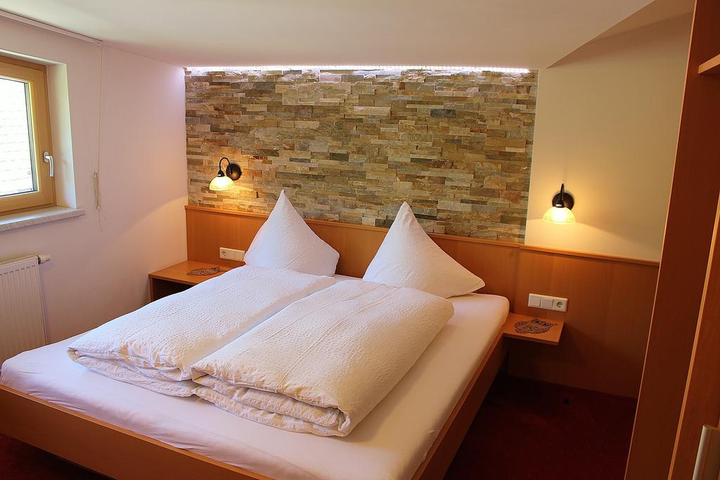 Hotel Haus Gisela Oetz Esterno foto